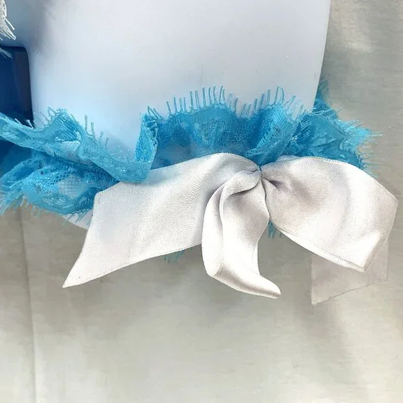 Yandy Cinderella Inspired Lace Lingerie Set with Garter - Picture 6 of 7